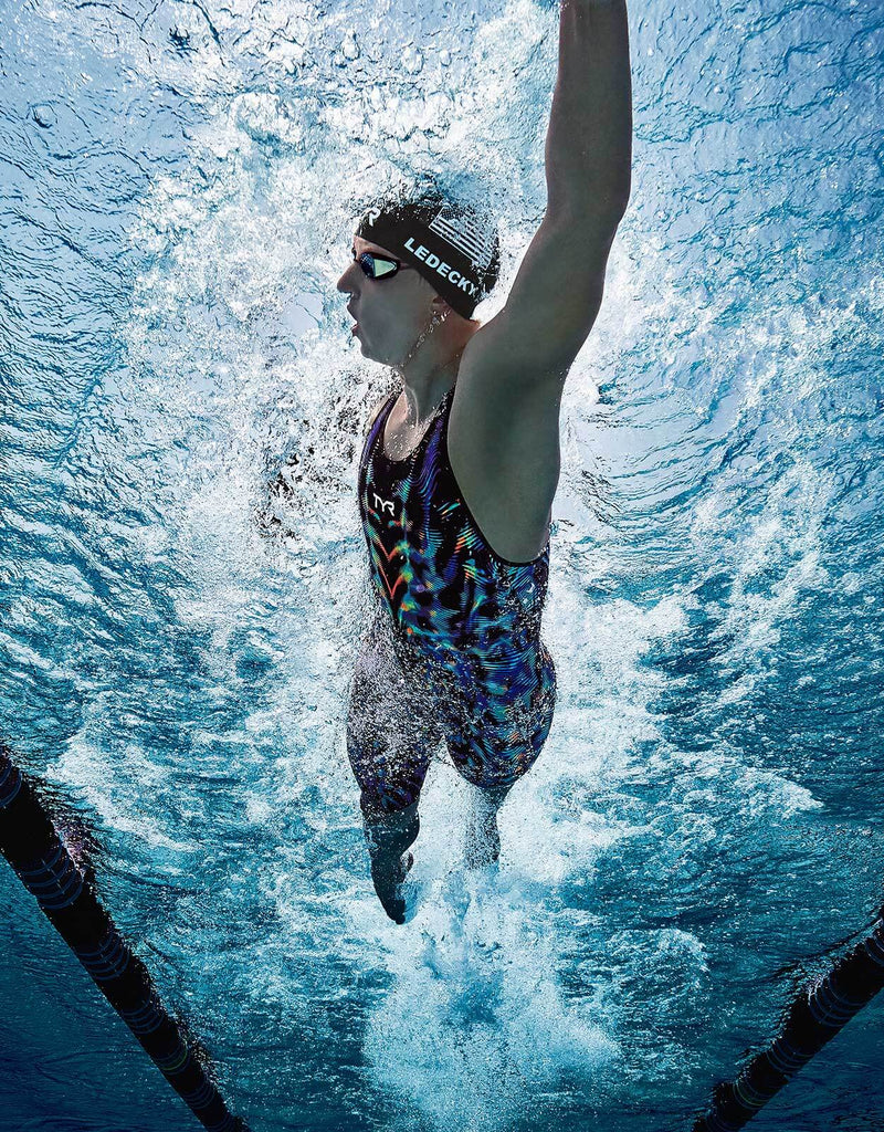 Supporting Professional Swimmers with the TYR Venzo™ Swimsuit