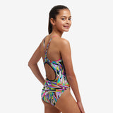 FUNKITA - Girls Swimsuit Diamond Back One Piece Scissor Kicks